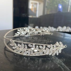 Modern Bridal Headpiece
